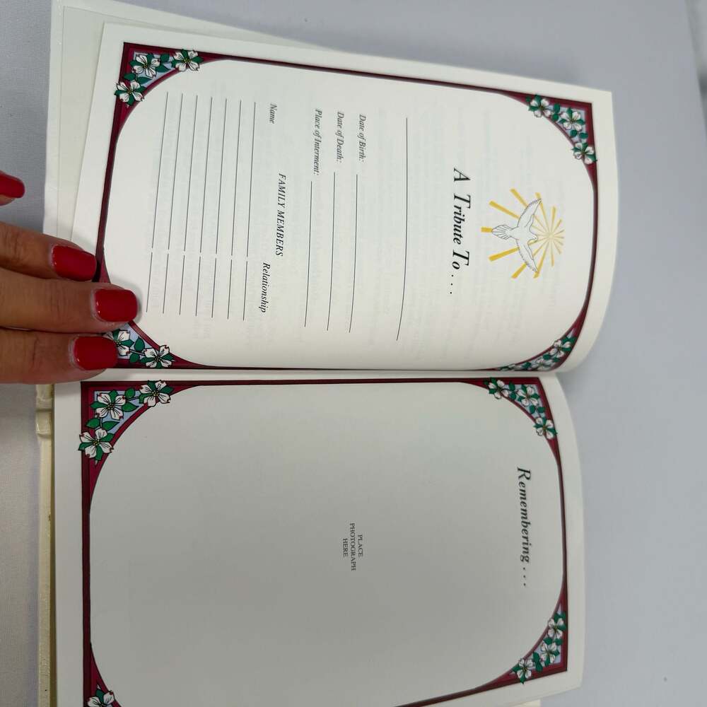 New American Bible Dove of Peace Catholic Edition Memorial Bible - Picture 5 of 9